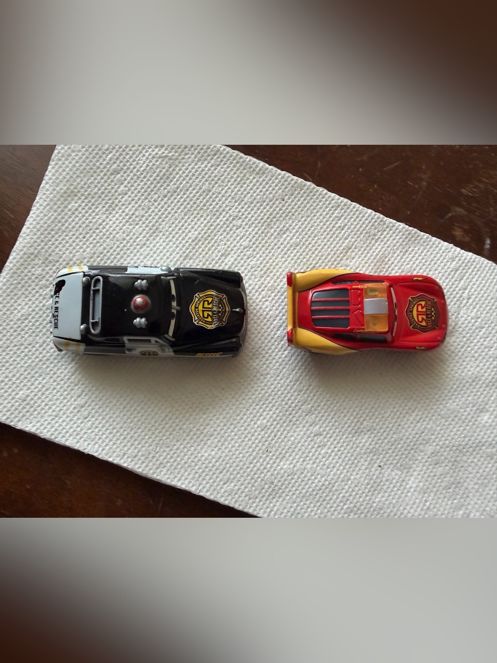 Disney Pixar Cars toys lighting McQueen and sheriff race & rescue toys cars toys - Picture 9 of 9